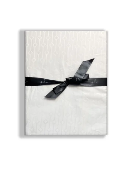 White Luxe - Image 2